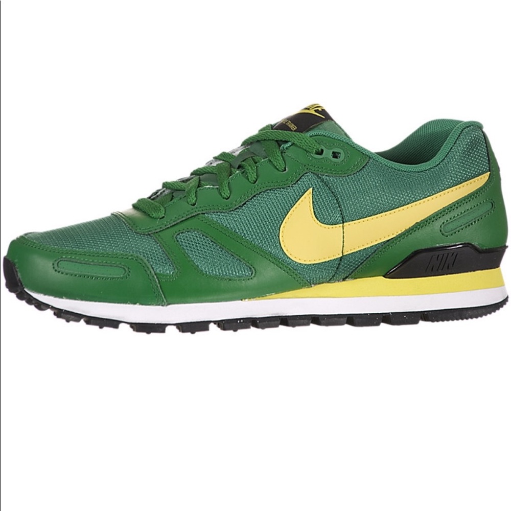 Nike Air Waffle Trainer Pine Green/ Golden Sash